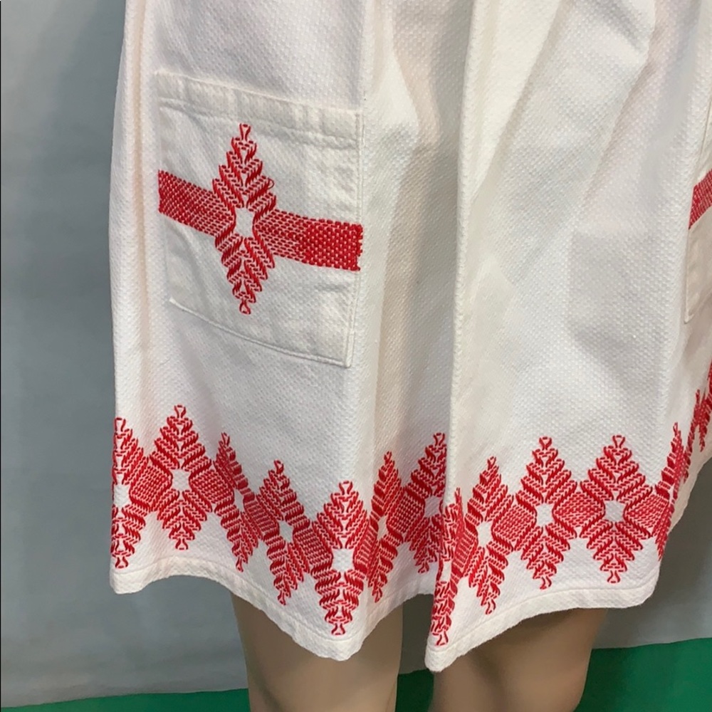 Vintage Aprons - Picture 2 of 12